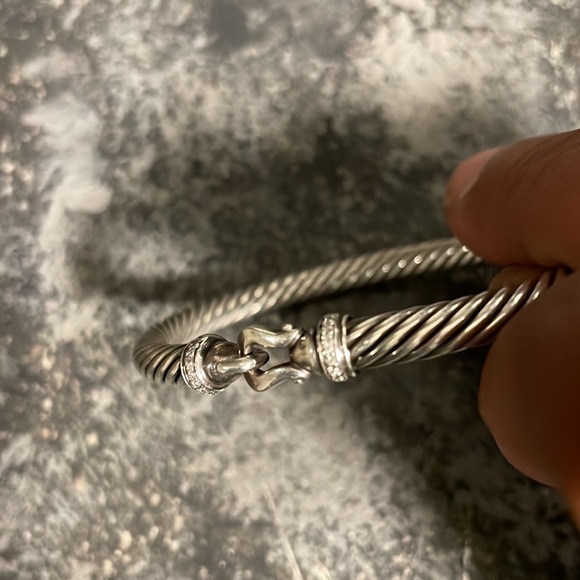 David Yurman Buckle Bracelet with Pavé Diamonds Authentic - Picture 8 of 9